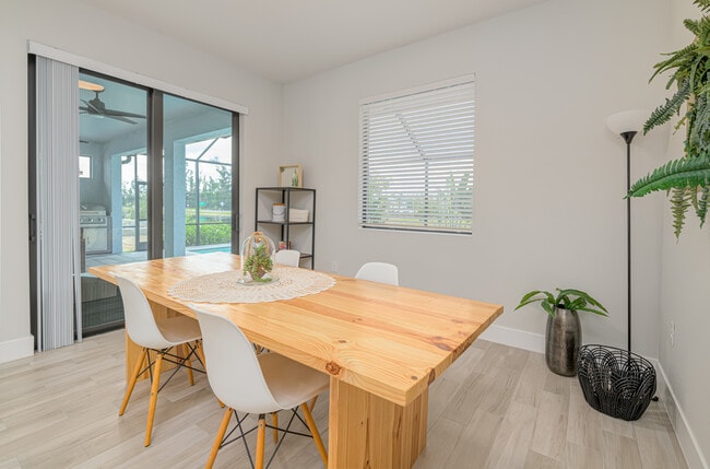 Building Photo - 3432 SW 8th St