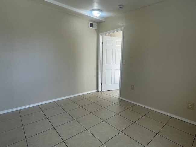 Building Photo - 209 Ferguson Ave