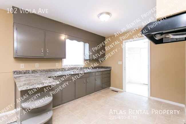 Building Photo - 102 Viola Ave