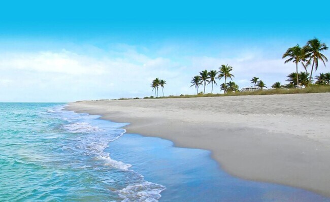 Building Photo - ** NICELY FURNISHED 3 Bedroom\2 Bath FIRST...