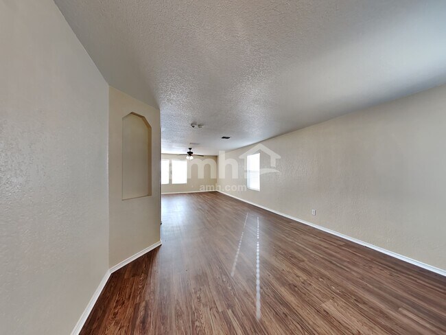 Building Photo - 3819 Torey Mesquite