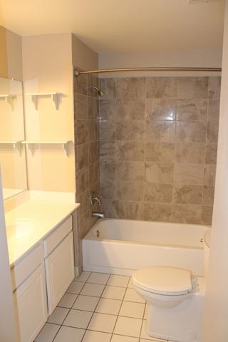 Building Photo - 11 Foxcroft Rd