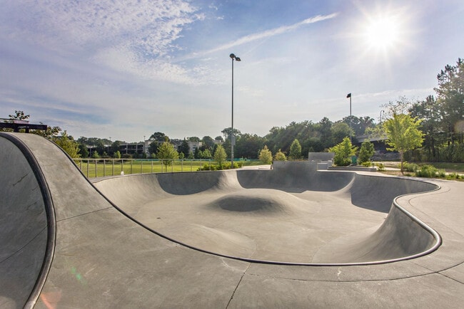 Building Photo - 71 Randolph St NE