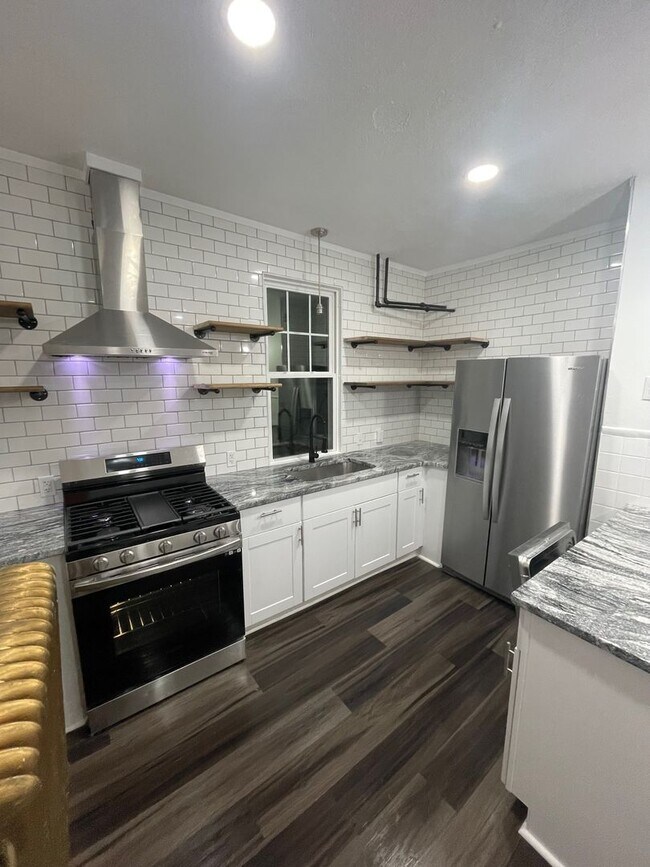 Building Photo - 442 North Charlotte Street Lancaster, PA 1...