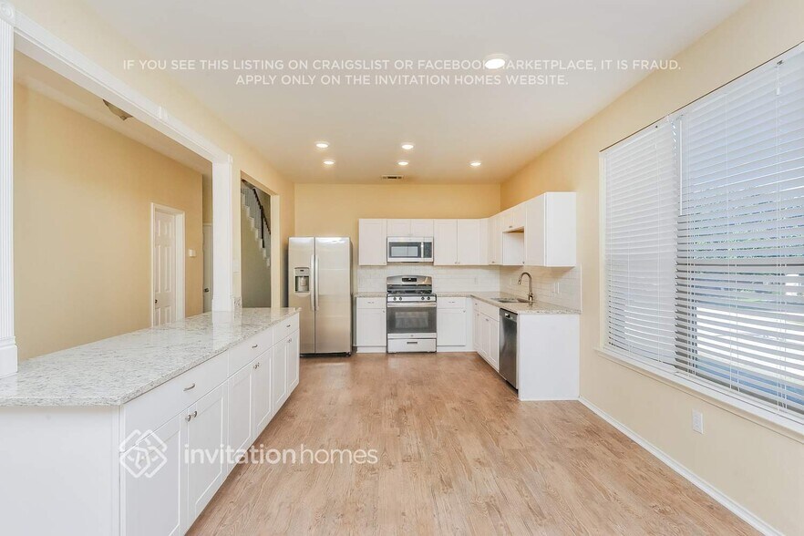 Building Photo - 5601 Desert Willow Ct