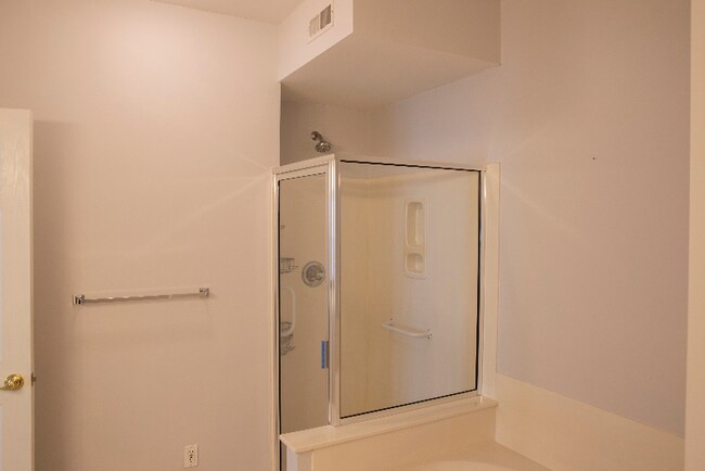 Building Photo - 13115 Mill Crossing Ct