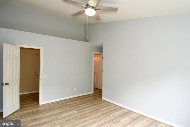 Building Photo - 46893 Eaton Terrace
