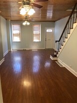 Building Photo - 3136 Agate St