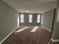 Building Photo - 2412 Huron St