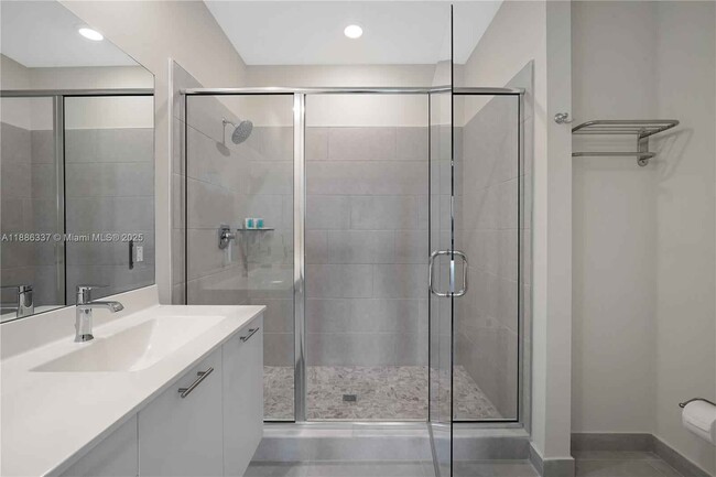 Building Photo - 8167 NW 41st St