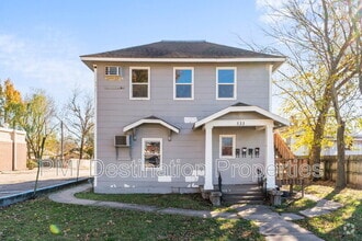 Building Photo - 533 Brown Ave