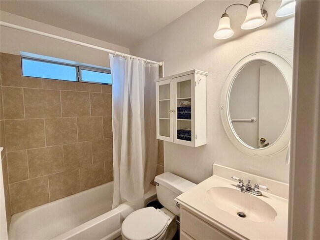 Building Photo - 2202 Corbin Way
