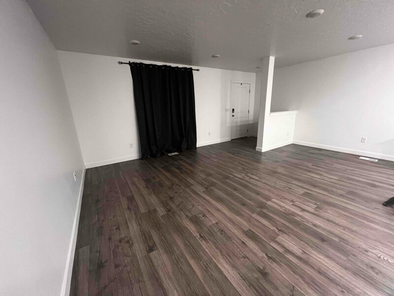 Building Photo - 8595 W Bowie Dr