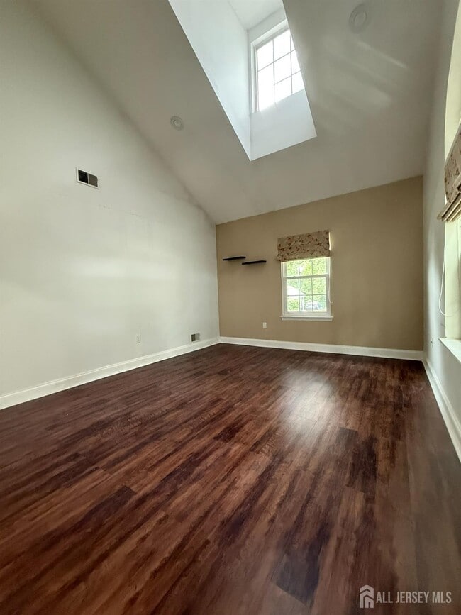 Building Photo - 88 Sapphire Ln