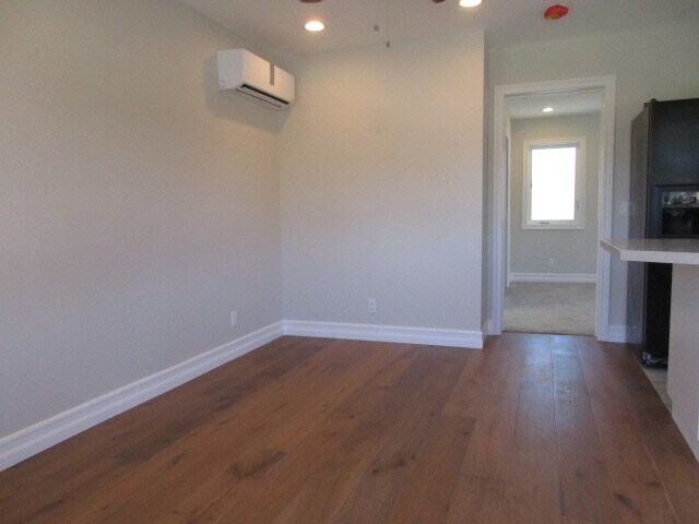Building Photo - 21 Medea Creek Ln