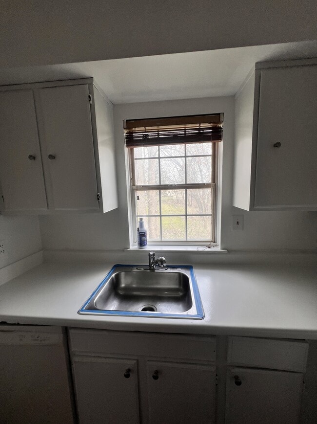 Building Photo - 25672 Lira Ln
