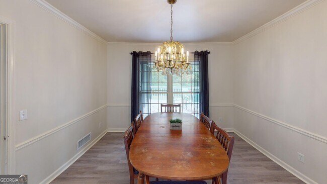 Building Photo - 2431 Weatherford Ct