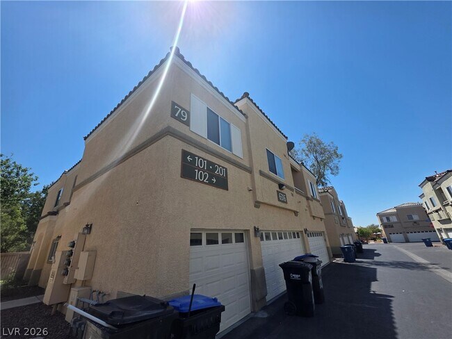 Building Photo - 6316 Beige Bluff St