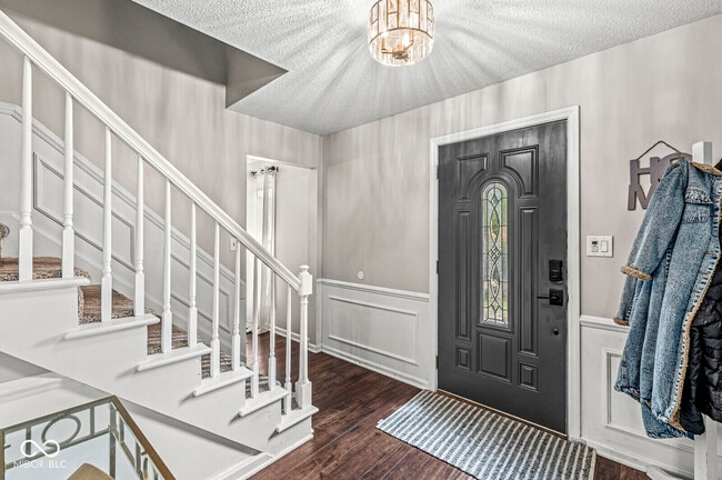 Building Photo - 6542 Kingman Dr