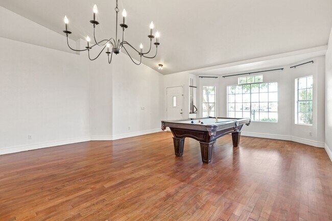 Building Photo - Beautiful 4 bedroom home in North Phoenix
