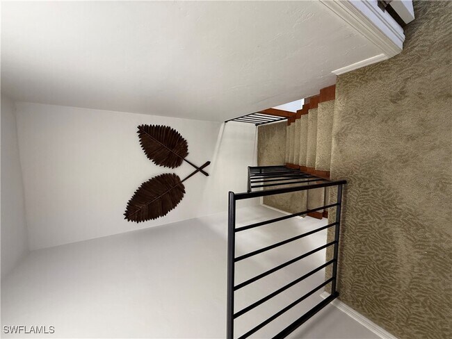 Building Photo - 27791 Hacienda E Blvd