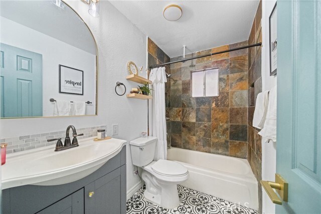 Building Photo - 24288 Wabern Dr