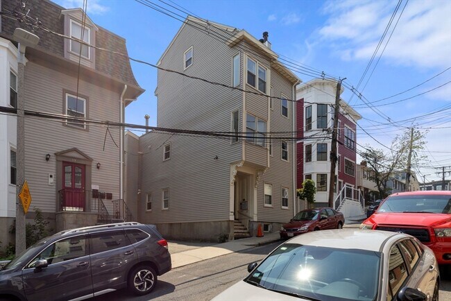 Building Photo - 17 Sackville St