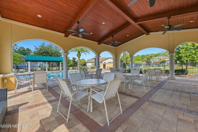 Building Photo - 3329 Montilla Dr