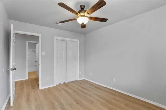 Building Photo - 2539 Pearson Way