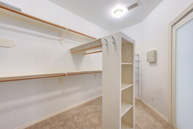 Building Photo - 13515 N Tracewood Bend
