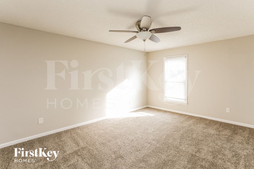 Building Photo - 506 Brookside Ave