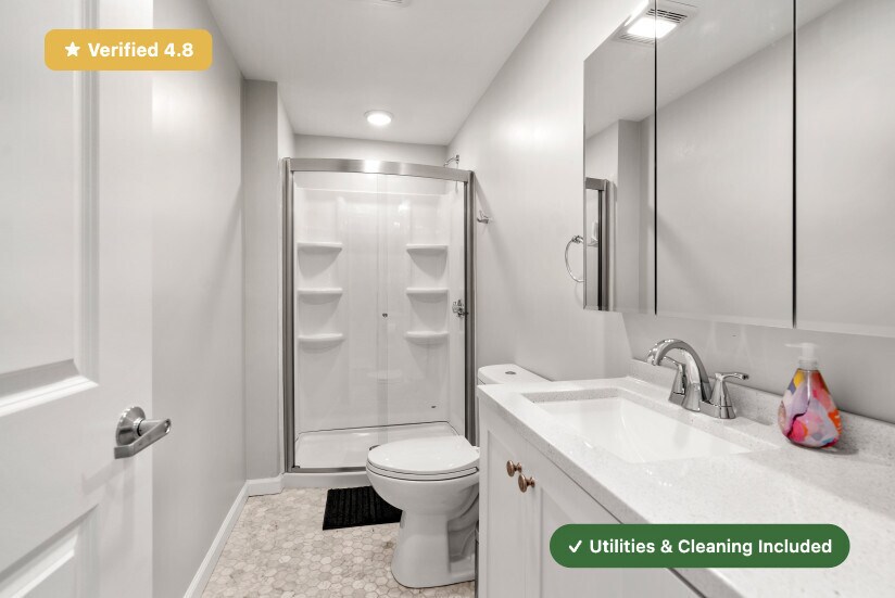 Building Photo - Furnished Private Bedroom in East Boston