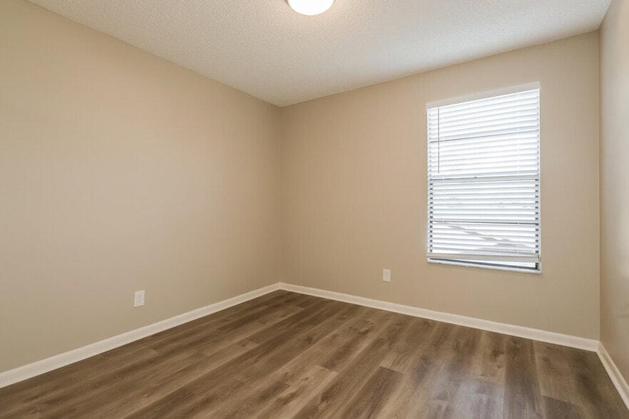 Building Photo - 1206 Letona Ln