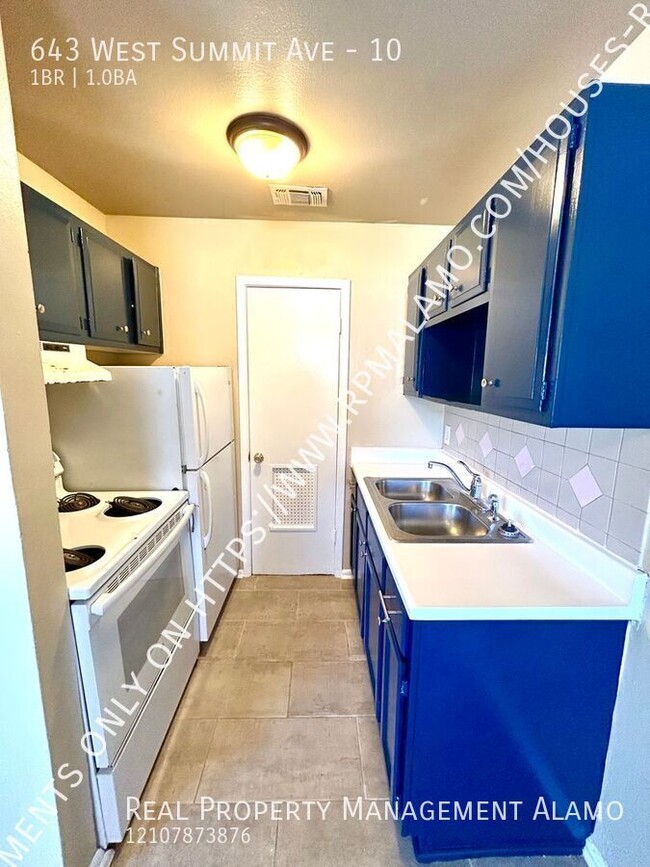 Building Photo - AVAILABLE NOW! 1 Bedroom / 1 Bath Unit Nea...