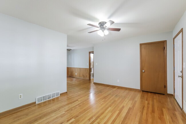 Building Photo - 4201 S Delaware Ave