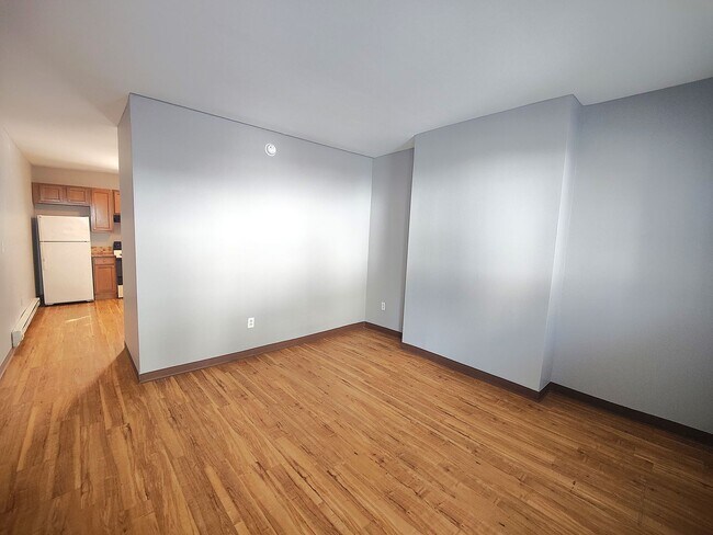 Building Photo - 2661 S 18th St