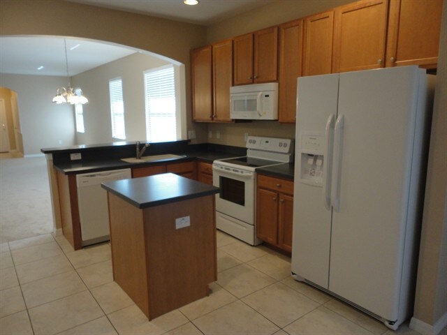 Building Photo - 15535 Telford Spring Dr
