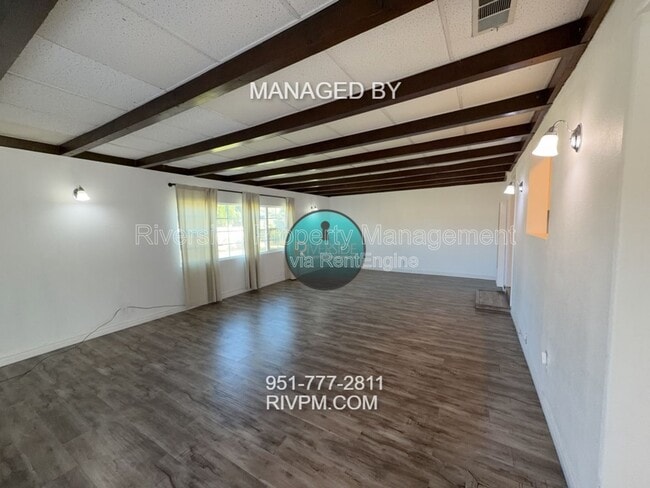 Building Photo - 9817 Olive St