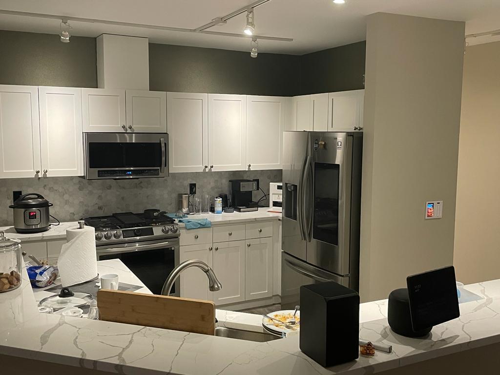 Open Kitchen - 900 Aurora Ave N