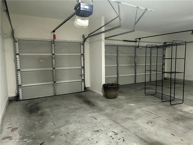 Building Photo - 5484 Stone Cove Dr SW