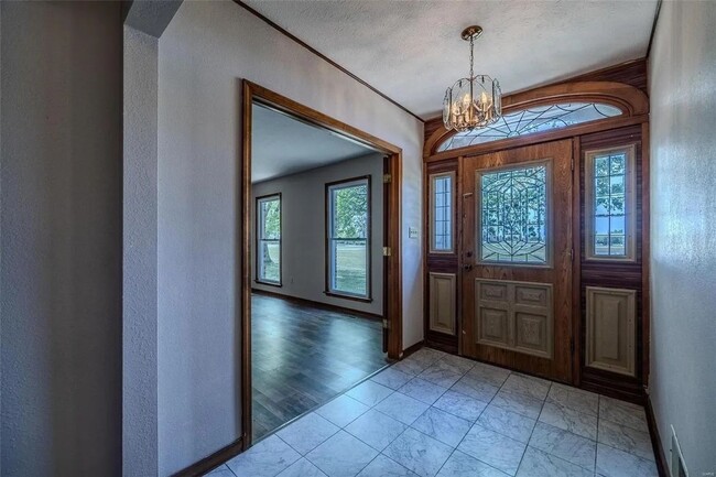 Building Photo - 3 Bedroom 2 Bathroom Home & 21 Acre Lot for rent.