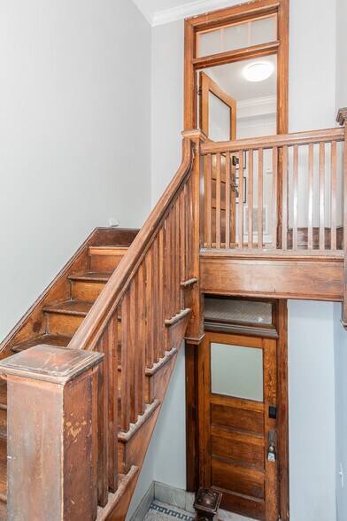 Building Photo - 2015 McNair Ave