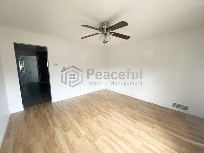 Building Photo - 4326 S 900 E