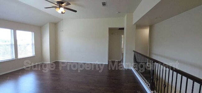 Building Photo - 312 Dover Heights Trail