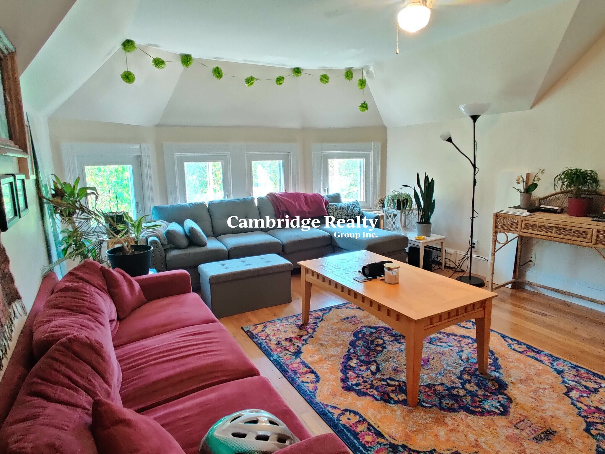 Building Photo - 1541 Cambridge St