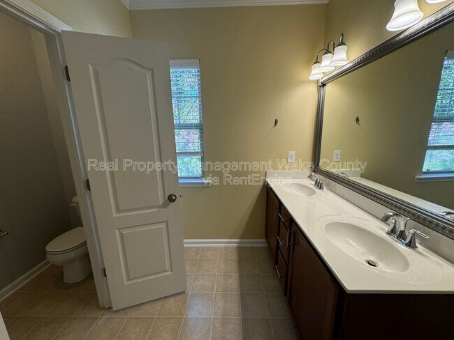 Building Photo - 8339 Niayah Way