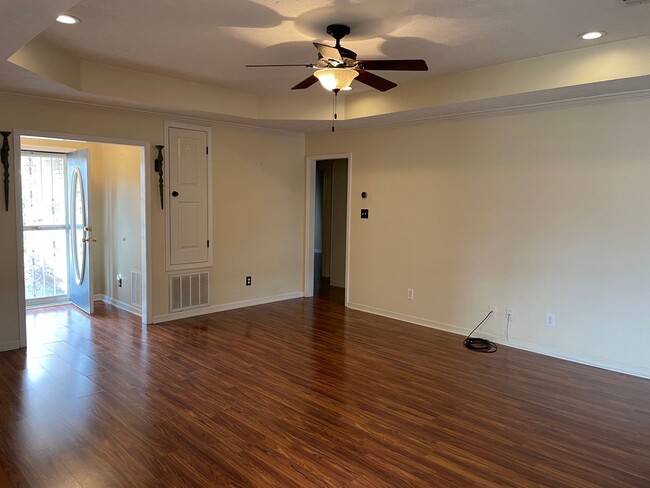 Building Photo - Beautiful 3/2 in Glynwood neighborhood, Prattville