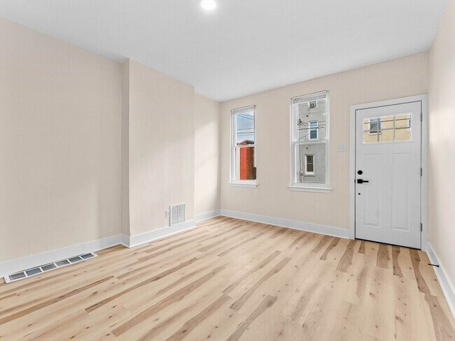 Building Photo - 2430 N 4th St