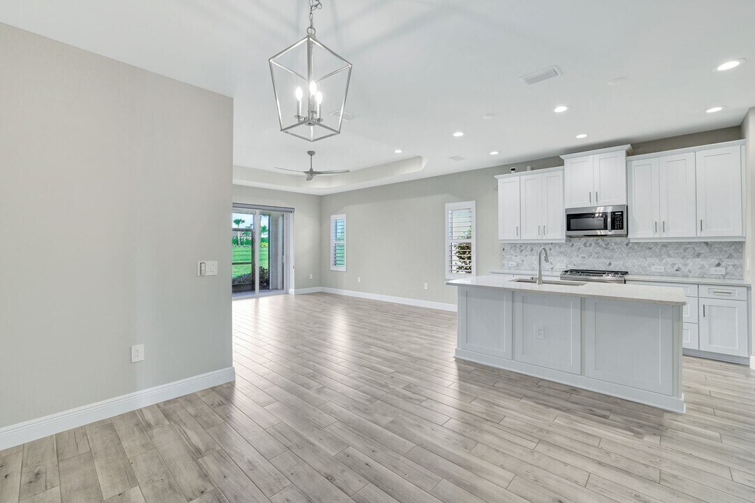 Building Photo - 4633 Centaurus Cir