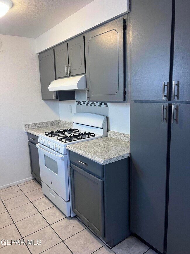 Building Photo - 11244 Wharf Cove Dr